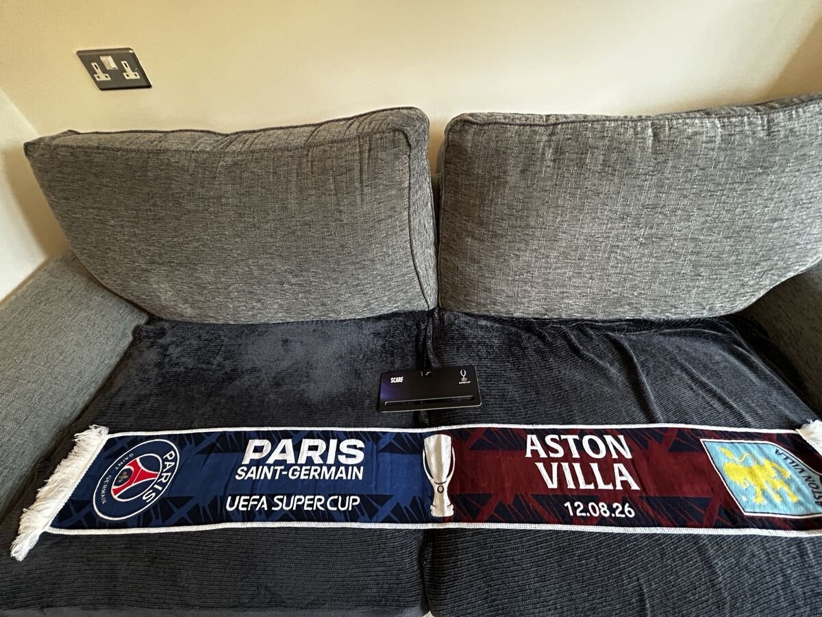 Aston Villa v Paris Saint-Germain