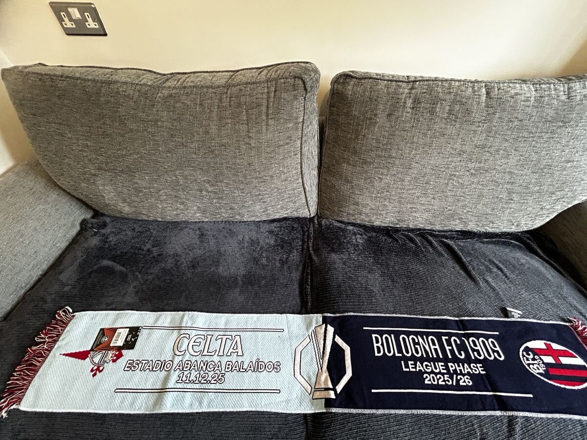 Celta v Bologna FC 1909 UEFA Europa League scarf