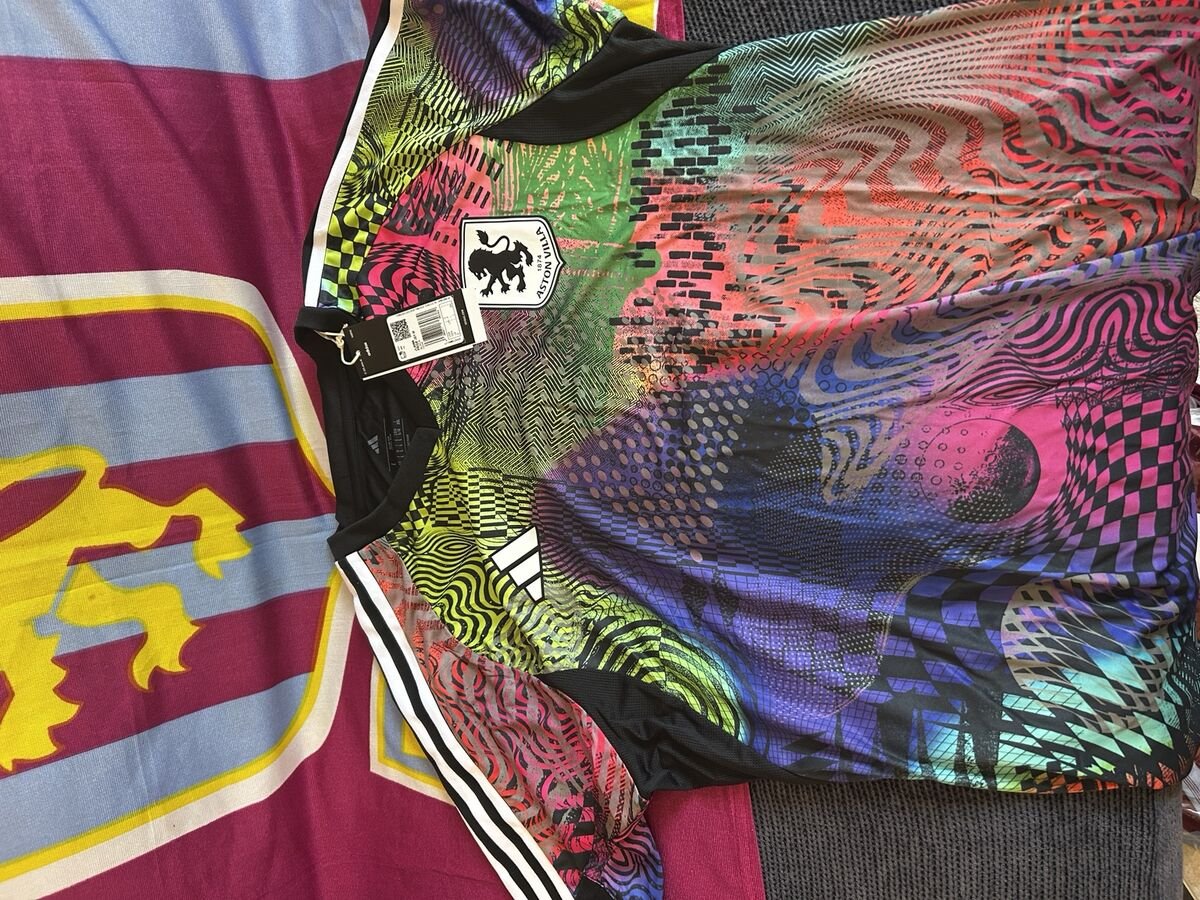 2024/25 Training / pre-match multicolour