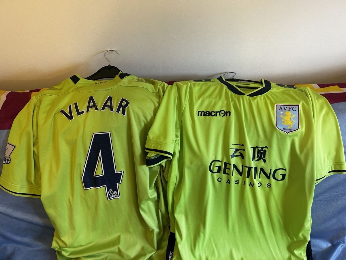 2012/13 Goalkeeper - neon yellow