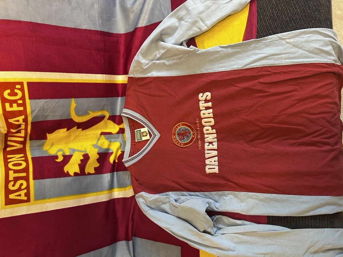 Retro / commemorative - season to confirm Commemorative / retro - Champions of Europe