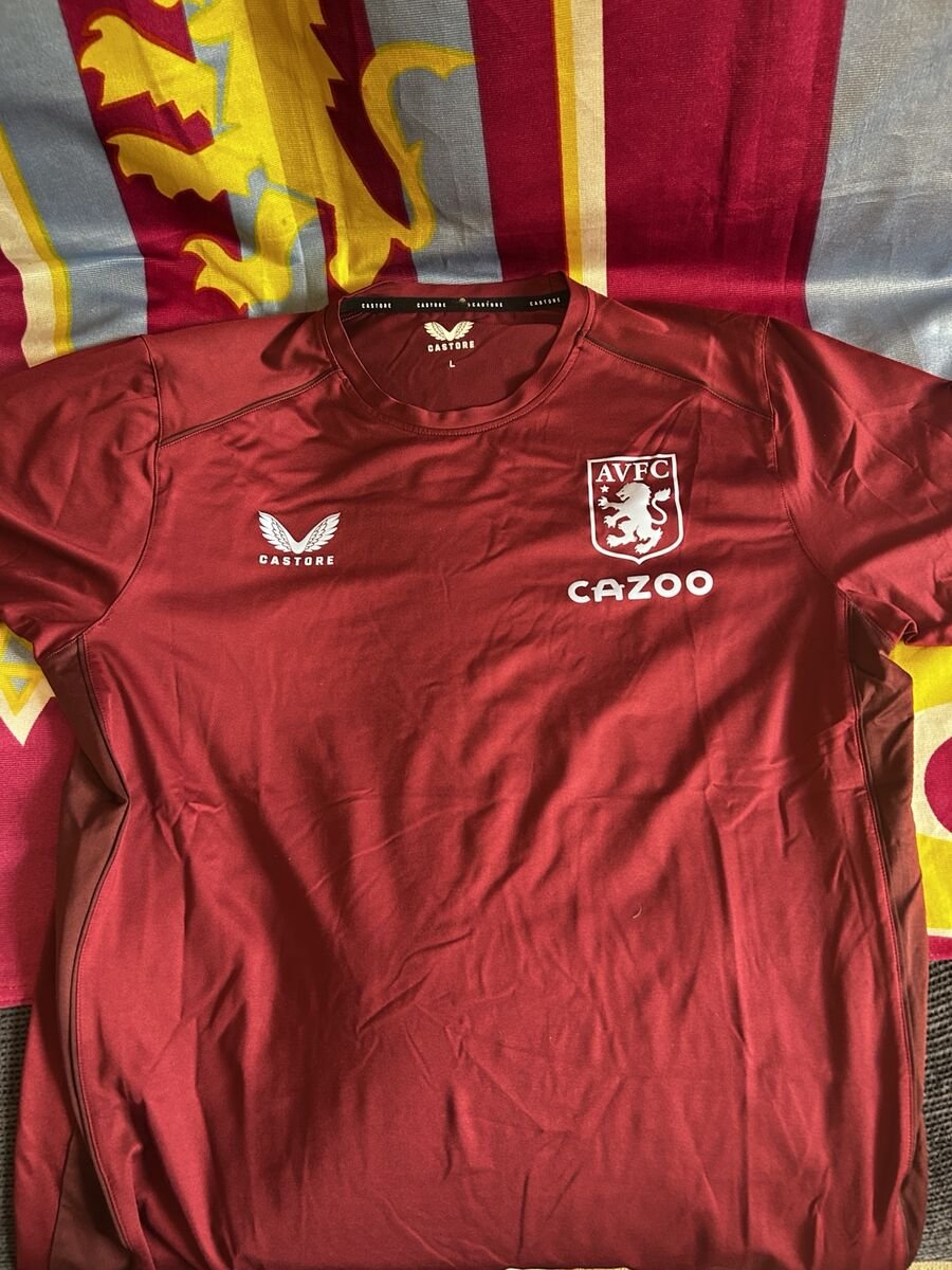 2022/23 Training - claret