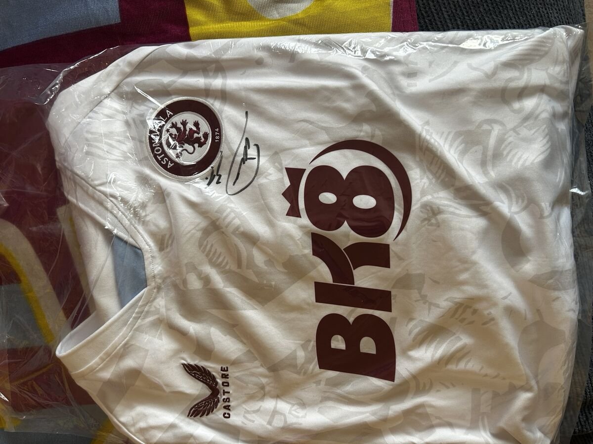 2023/24 Away - white tonal lion pattern signed