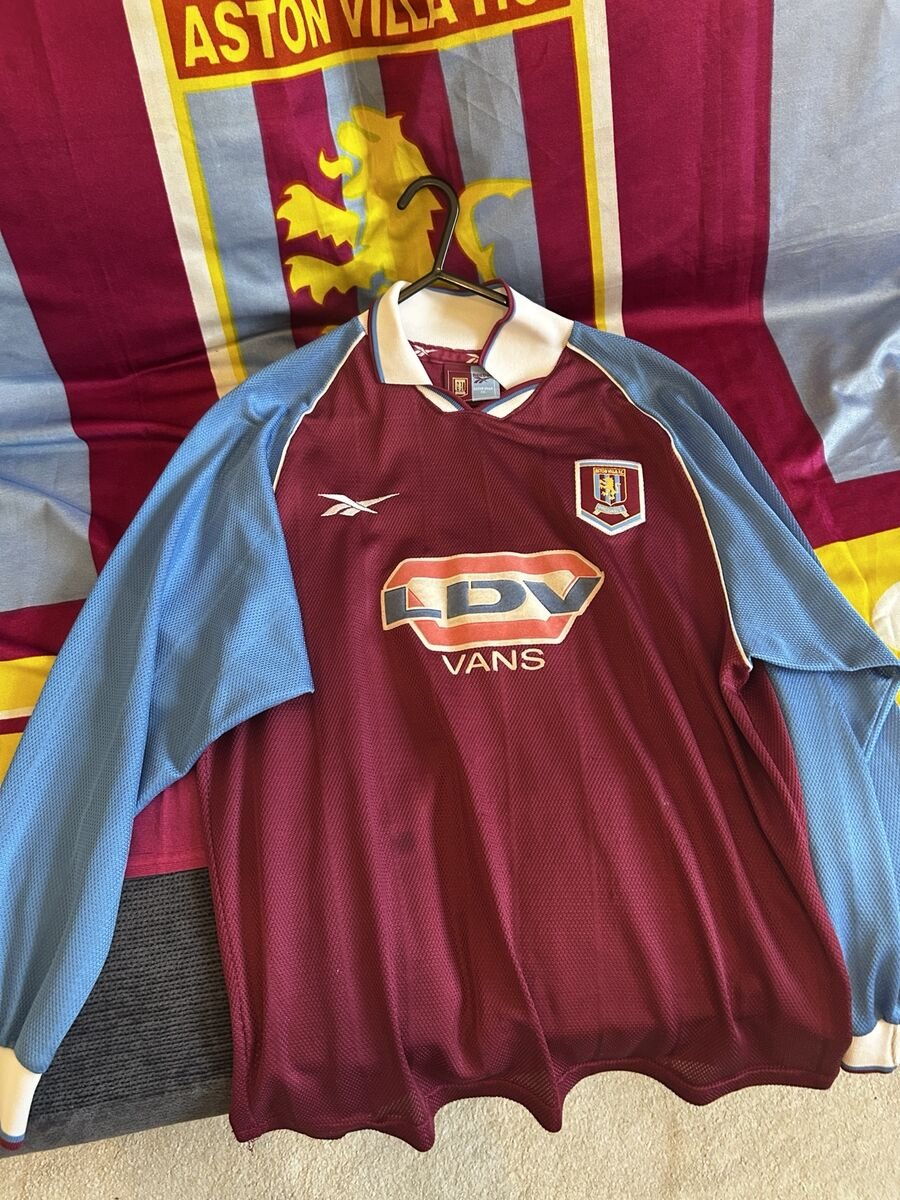 Reebok/LDV Vans era Home - claret with blue sleeves