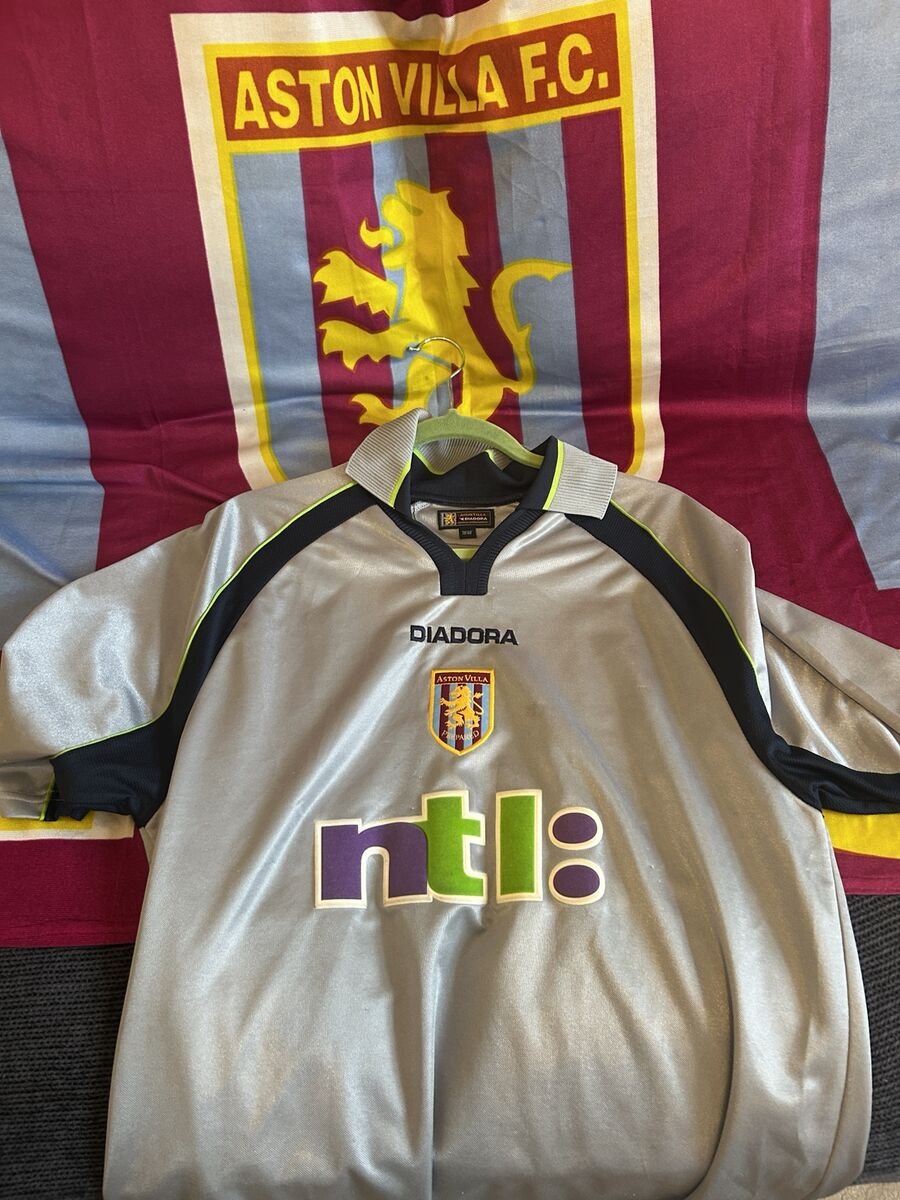 Diadora/ntl era Away / third - silver