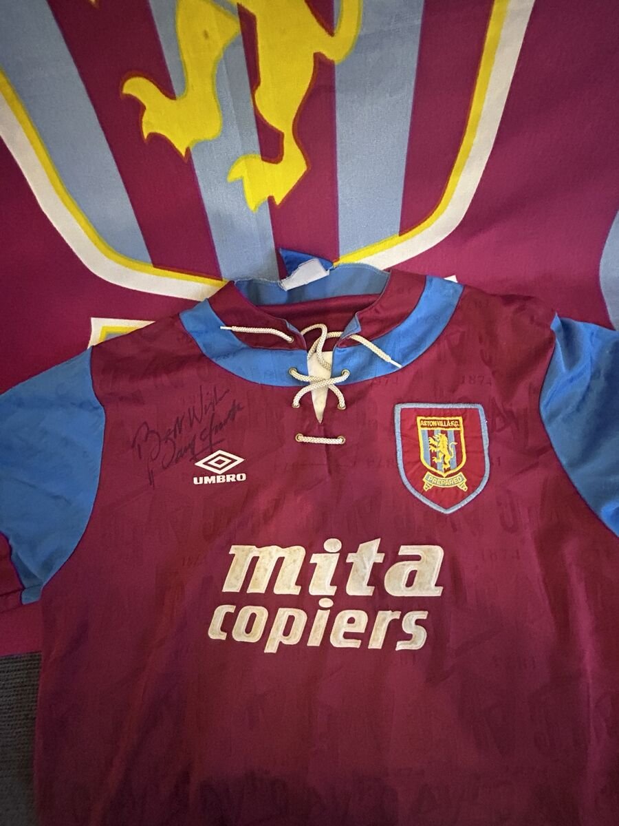 Umbro/Mita Copiers era Home - claret signed